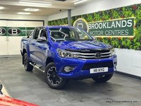 Toyota Hilux INVINCIBLE X 4WD D-4D DCB [3X SERVICES, SAT NAV, LEATHER, HEATED SE