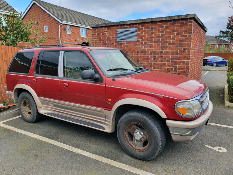 Ford Explorer Eddie Bauer 5 0 V8 In Widnes Cheshire Gumtree