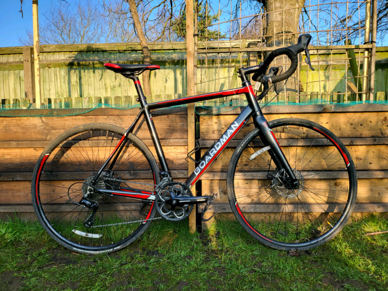 BOARDMAN COMP X7 SORA GEARSET DISC BRAKES CARBON FORKS ROAD BIKE 56cm