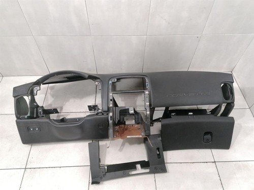 CHEVROLET CORVETTE C6 Dashboard 25852285 Armaturenbrett
