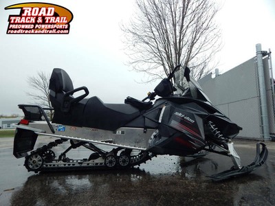 2011 Ski-Doo Grand Touring Sport 550F Black