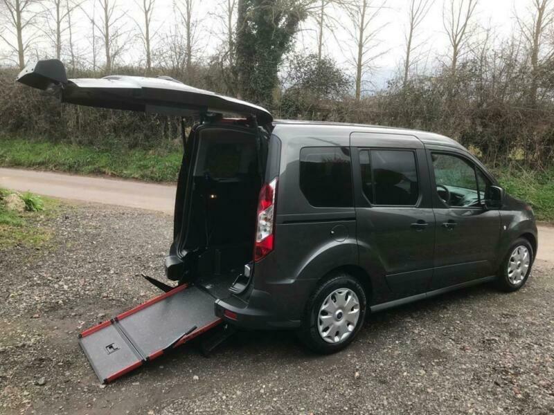 Ford tourneo connect 2017