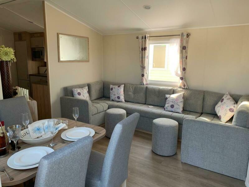 4 bedroom caravan for sale at trecco bay / south wales in Porthcawl