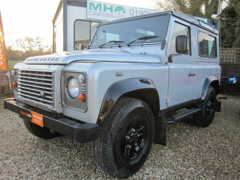 Land rover defender 2009
