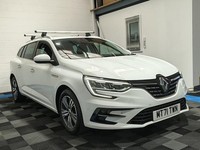 2021 Renault Megane 1.5 Blue dCi Iconic 5dr ESTATE DIESEL Manual