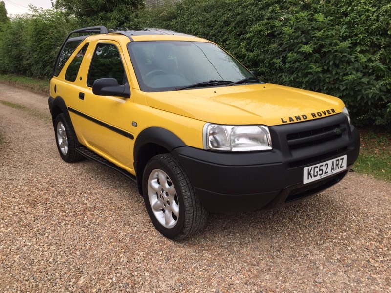 2002 Land Rover Freelander limited edition Kalahari boreggo yellow 3dr in Stokenchurch