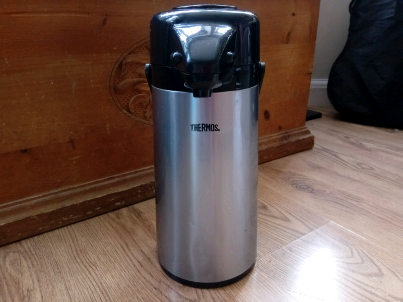 Thermos pump flask 2,5l in Coulsdon, London Gumtree