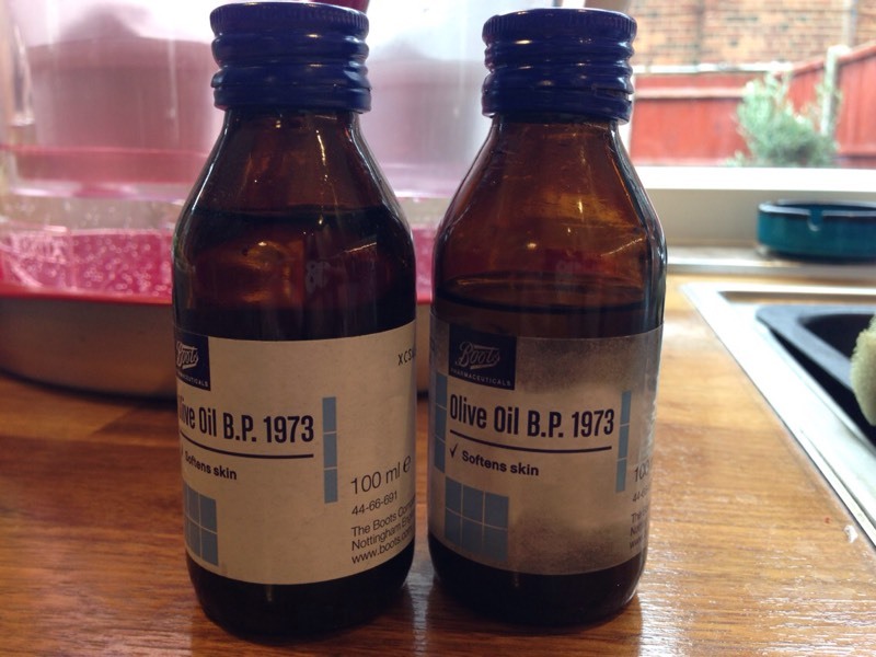 Boots Olive Oil BP 1973 (Perfect for babies and sensitive skin) in