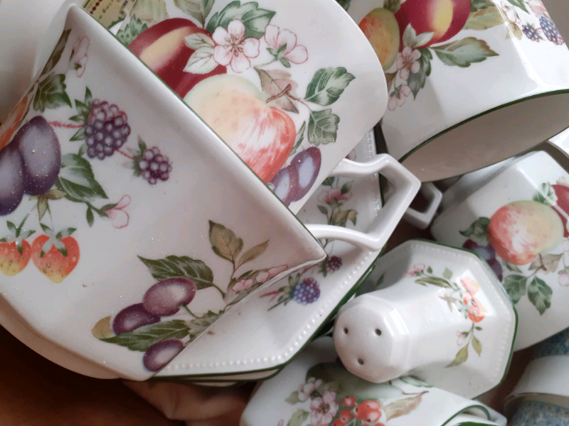 Johnson brothers fresh fruit 10 items £10 in Cramlington, Northumberland Gumtree