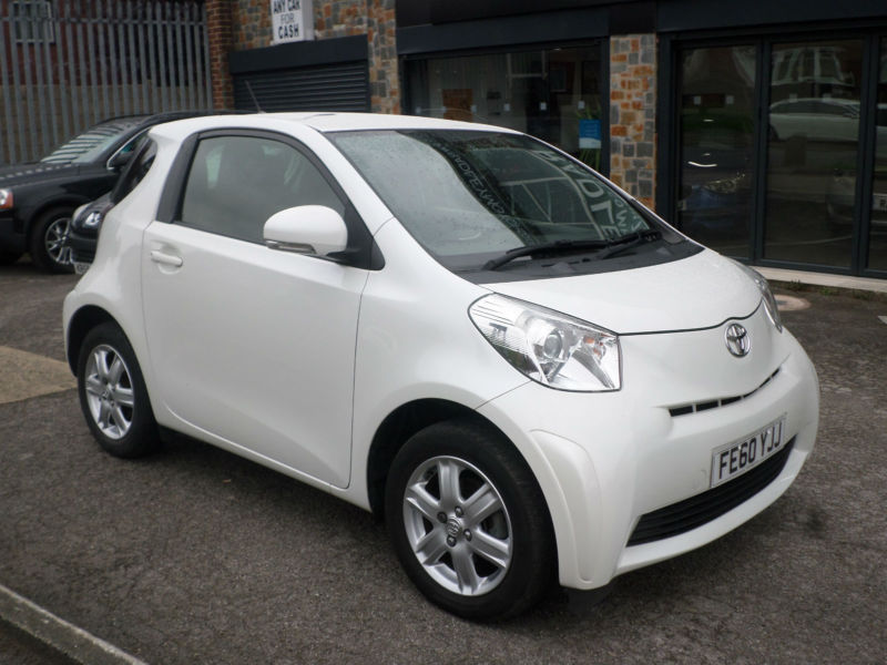 Toyota iq 2010