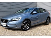 2017 Volvo V40 T2 [122] Momentum Nav Plus 5dr Geartronic HATCHBACK PETROL Automa