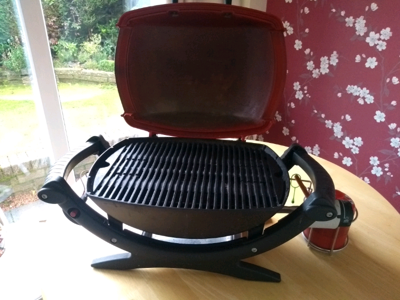 BBQ er, takes mini gas canister in Peebles, Scottish Borders