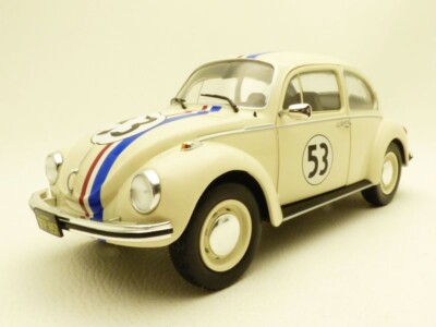 VOLKSWAGEN COCCINELLE 1303 Choupette 53 1/18 beetle