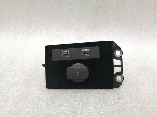 PORSCHE TAYCAN 9J Rear USB Port 9J1035726A Hinten USB Steuergerät