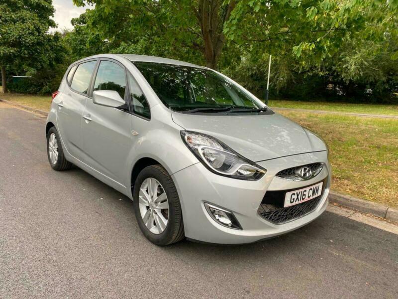 Hyundai ix20 фото