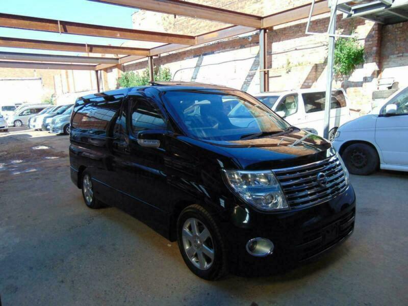 Nissan elgrand 2006