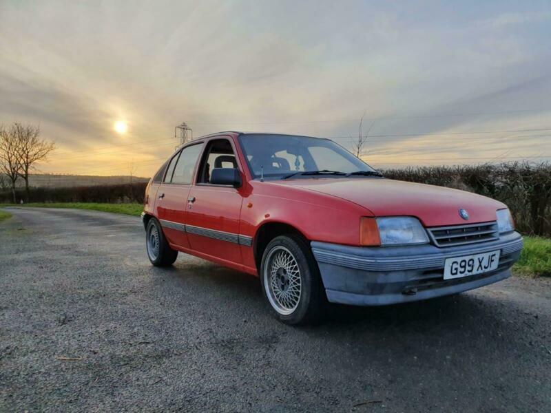 Vauxhall/Opel Astra mk2 in red 2 owners 12MTHS MOT vgc in Oakham