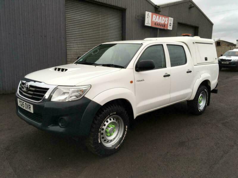2015 Toyota Hilux SOLD 2.5 D 4D Active Double Cab 4x4 Diesel Pickup