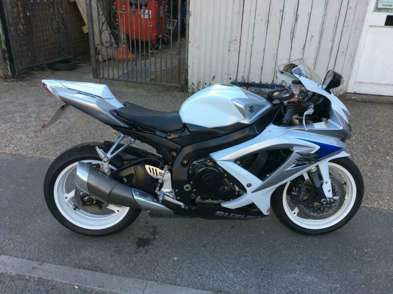 Suzuki gsxr 600 k8