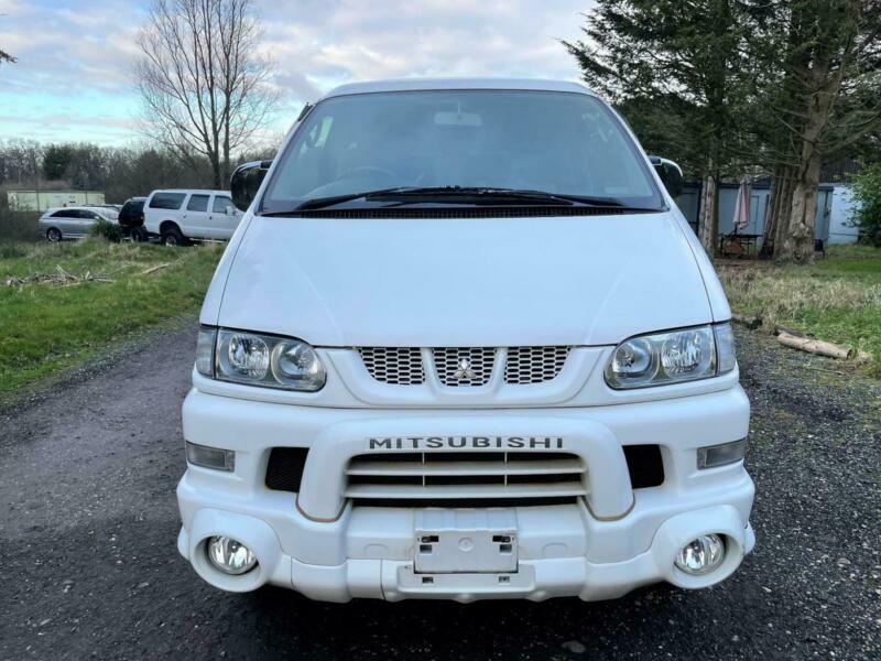 Mitsubishi delica 2005