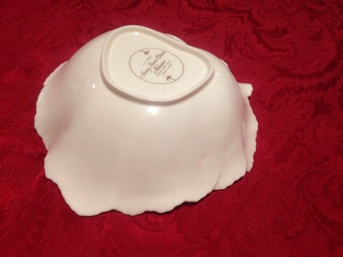 Mikasa Ivory Bone China Serving Dish Candy Dish Made In Narumi Japan Larry Las