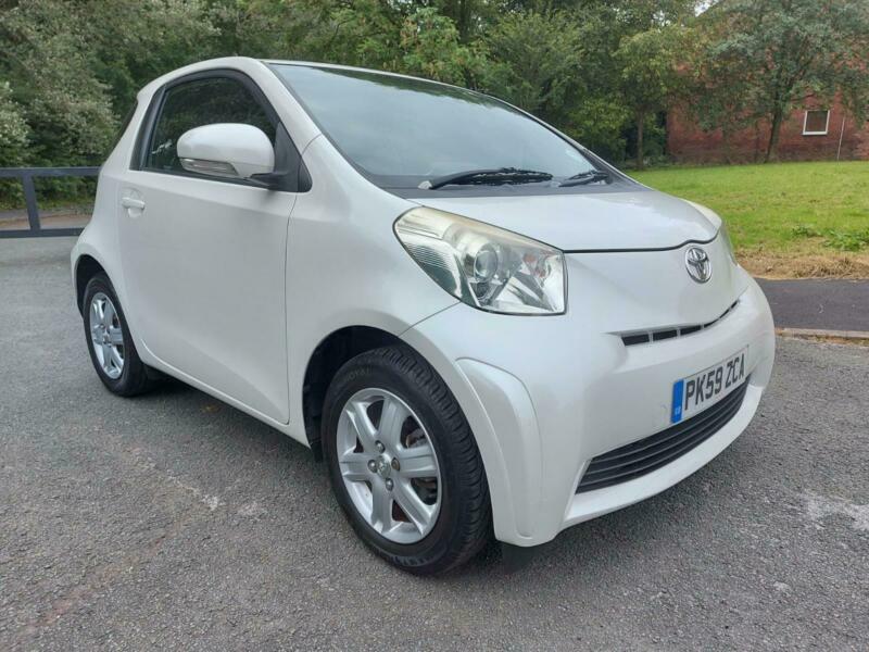 TOYOTA IQ 1.0 VVTi AUTOMATIC JUST 23,000 MILES 2 OWNERS 2 KEYS GREAT