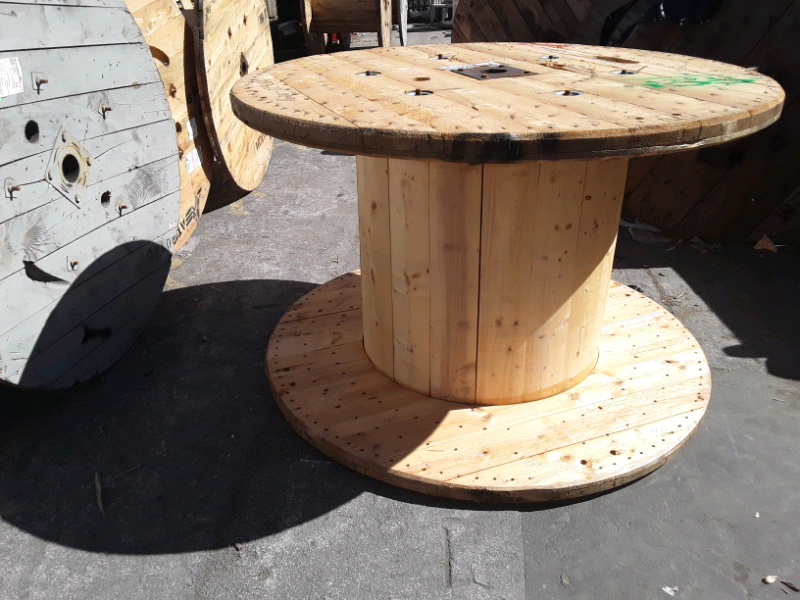 Cable drums reclaimed large 1200mm to 1600mm diameters in good cond