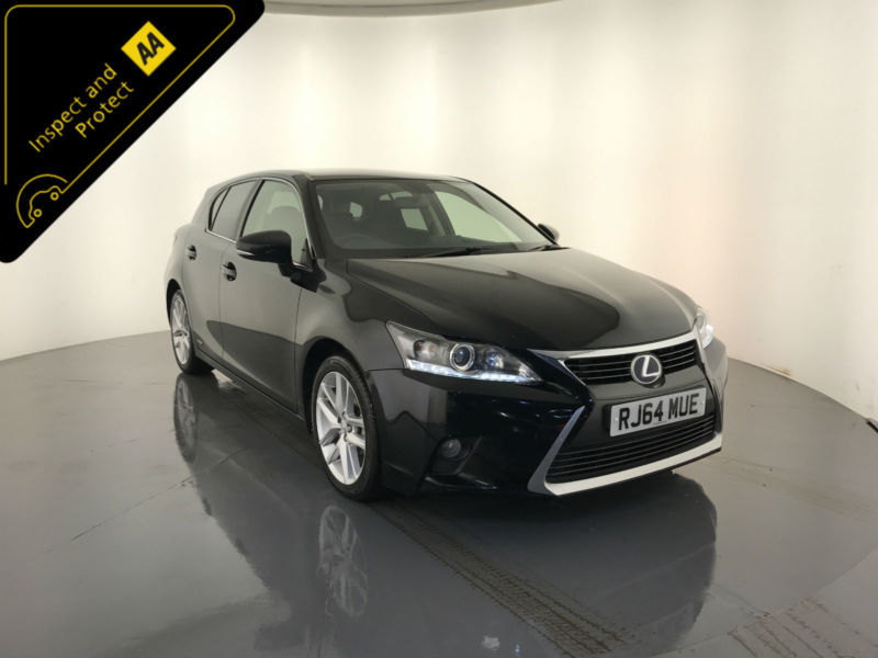 Lexus ct200h luxury