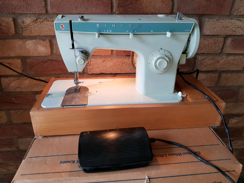 Sewing Machine Singer 258 in Leicester, Leicestershire Gumtree