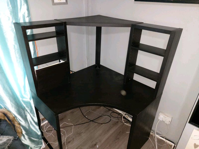  How To Put Together A Corner Desk with RGB