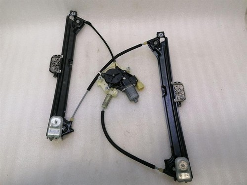 MASERATI QUATTROPORTE VI M156 Left Door Winder 670102268 Fensterheber vorne li
