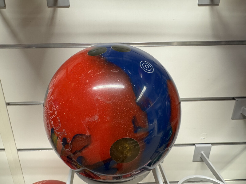 Used Bowling Ball - 2nd Hand - Ebonite Cyclone - Red/Blue - 15lbs Filled
