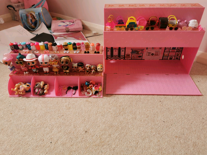 LOL House stand and dolls | in Hedge End, Hampshire | Gumtree