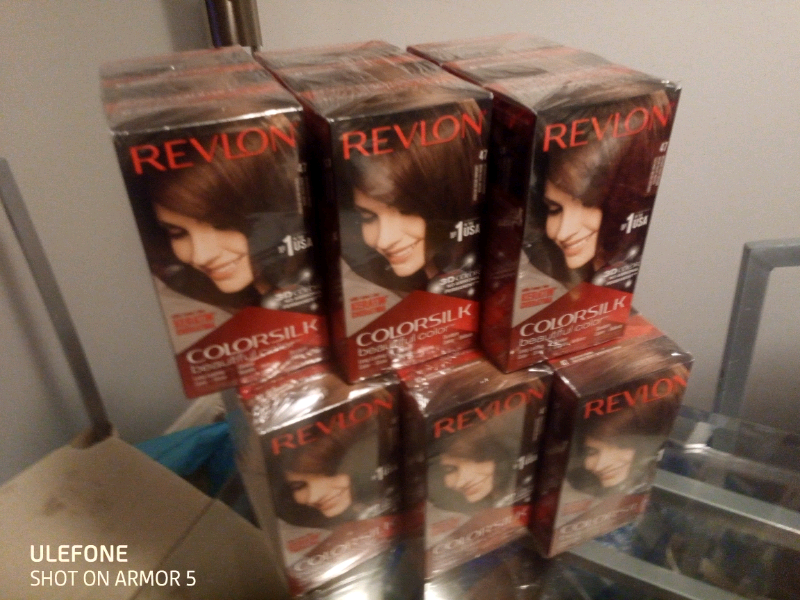 Joblot 18 Boxes Revlon Colorsilk 47 Medium Rich Brown Collection