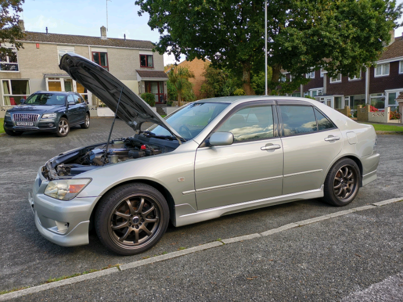 Toyota altezza trd