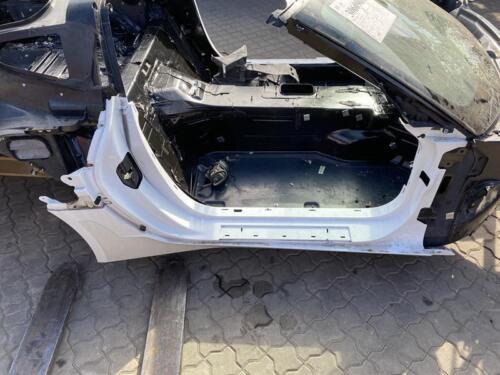 CHEVROLET CORVETTE C7 Z51 RightSide skirt 84111999 Seitenschweller Rechts