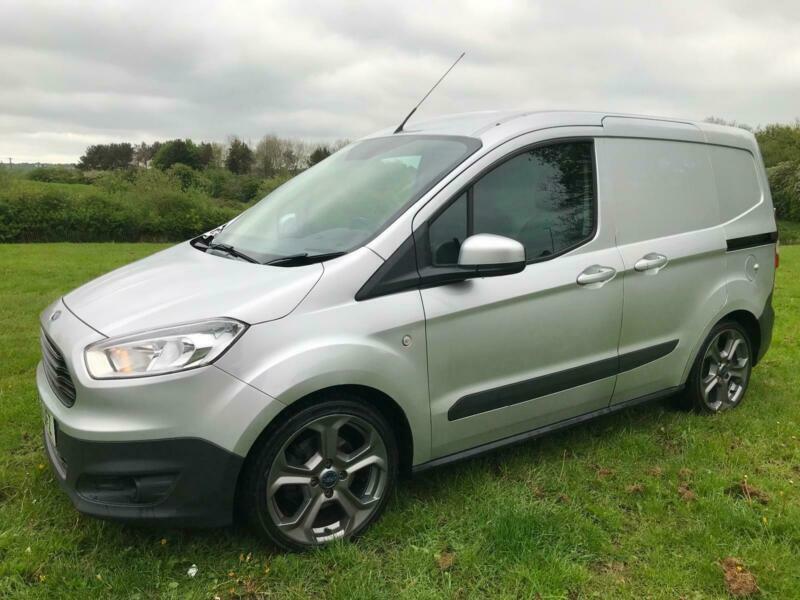 Ford Transit Courier 1.5TDCi ( 75PS ) 2014.5MY Trend in Kidsgrove