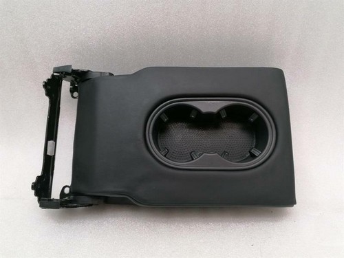 PORSCHE CAYENNE 958 92A Rear Leather Armrest 7P5885081G Hinten Armlehne Leder