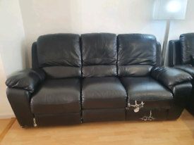 3-seater and 2-seater leather recliner sofa