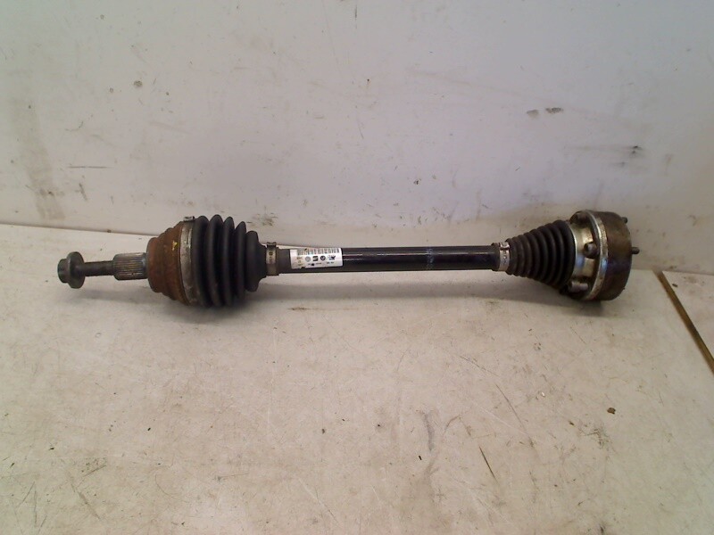 Arbre De Transmission / Cardan Gauche Transmission Golf Vii (Aua) 5q0407271b