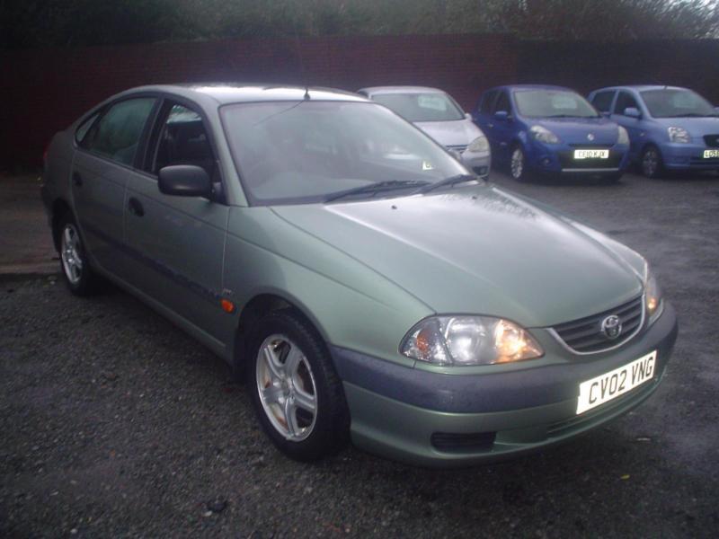 Toyota avensis 2002