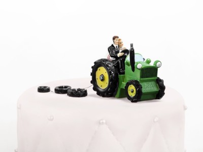 Tortenfigur Hochzeitspaar - Brautpaar auf Traktor - Figur für Torte