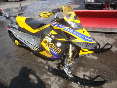 2009 Ski-Doo MX Z Adrenaline 800R Power T.E.K Yellow
