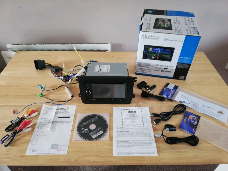 Clarion Car Stereo NX504E Smart Access with facia in Cardiff Bay