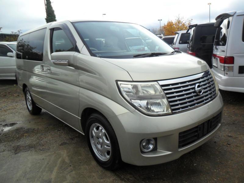 Nissan elgrand 2005