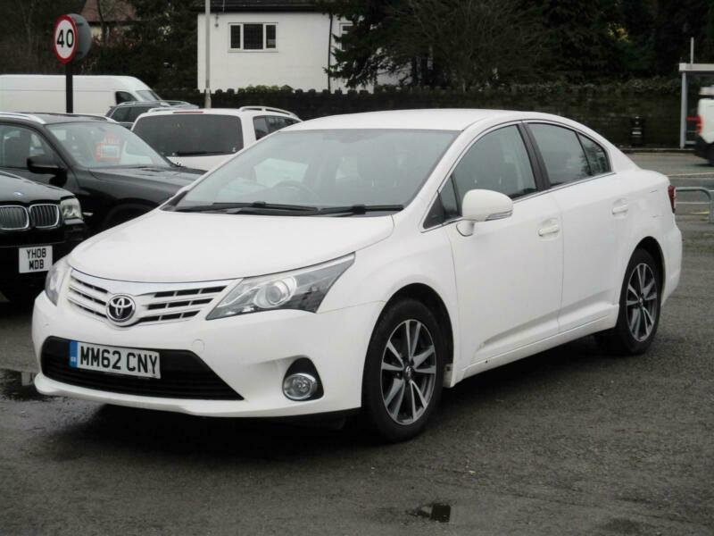 Toyota avensis 2013