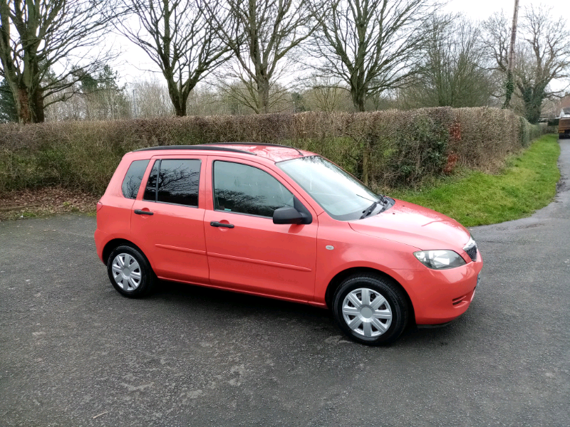 Mazda 2 2004