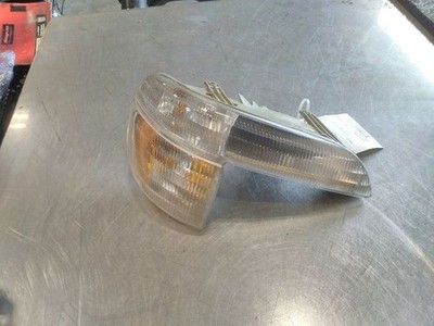 1995-2001 Explorer Passenger Side Right Corner/Park Light Park Lamp-turn Signal