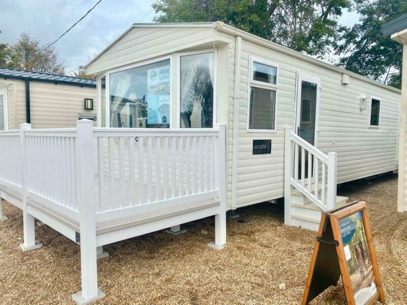 CHEAP 3 BEDROOM CENTRAL HEATED STATIC CARAVAN FOR SALE in Clactonon