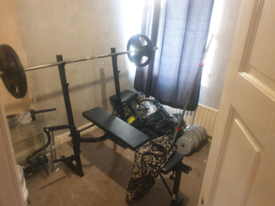 Weight bench for Sale in Leeds, West Weight bench £100 | in Leeds, West